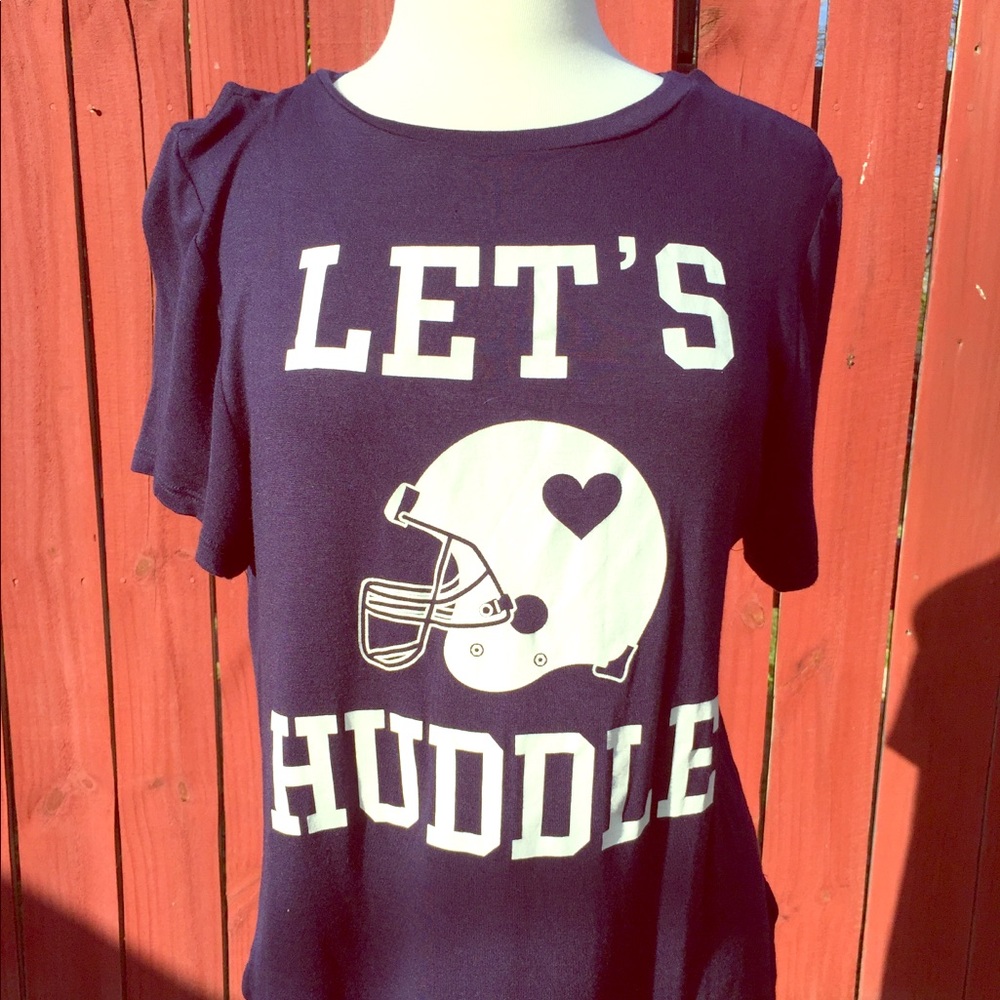 Let’s huddle tee